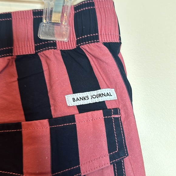 Banks Journal 17" Swim trunks size S - Picture 4 of 6